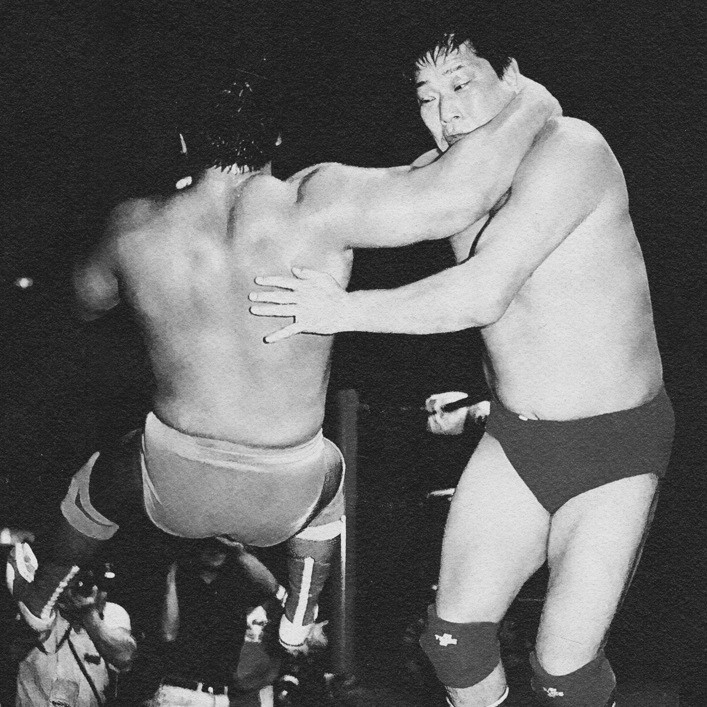AKIRA TAUE
